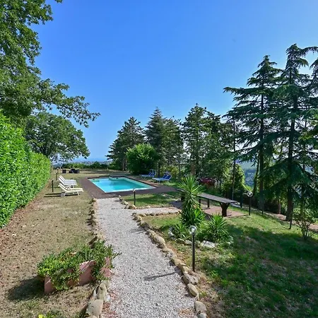 Casale Romani Country Aparthotel