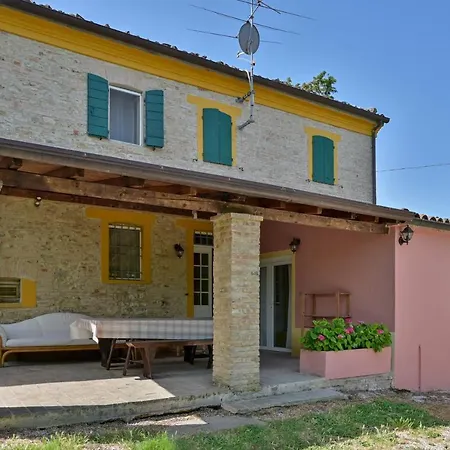 Casale Romani Country *