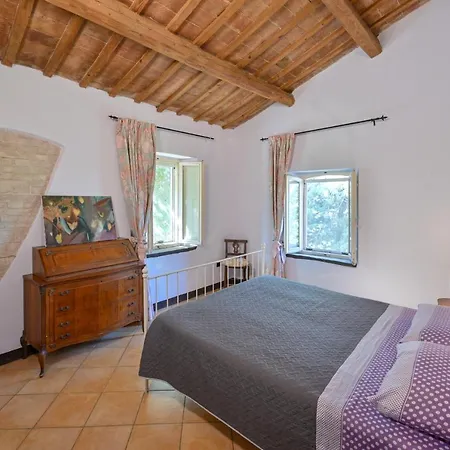 Casale Romani Country Aparthotel Cerreto Castello